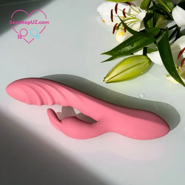 Вибратор с клиторальным стимулятором